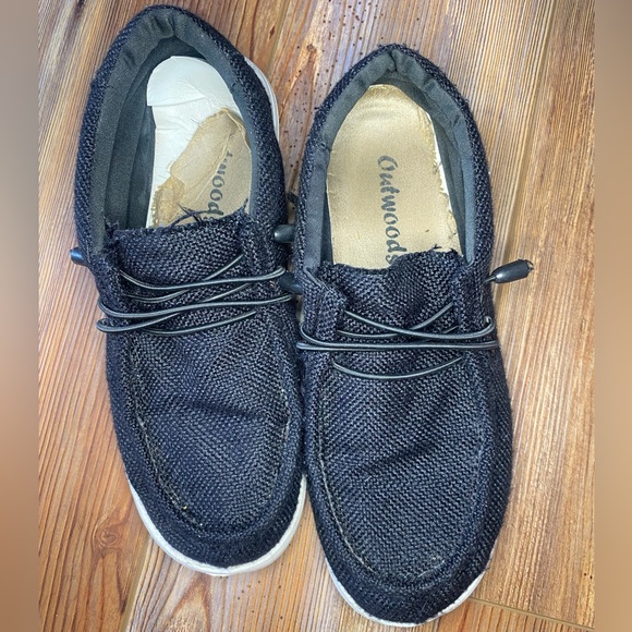 Outwoods Women’s Black Slip Ons // Size 8 // Black - Picture 5 of 6
